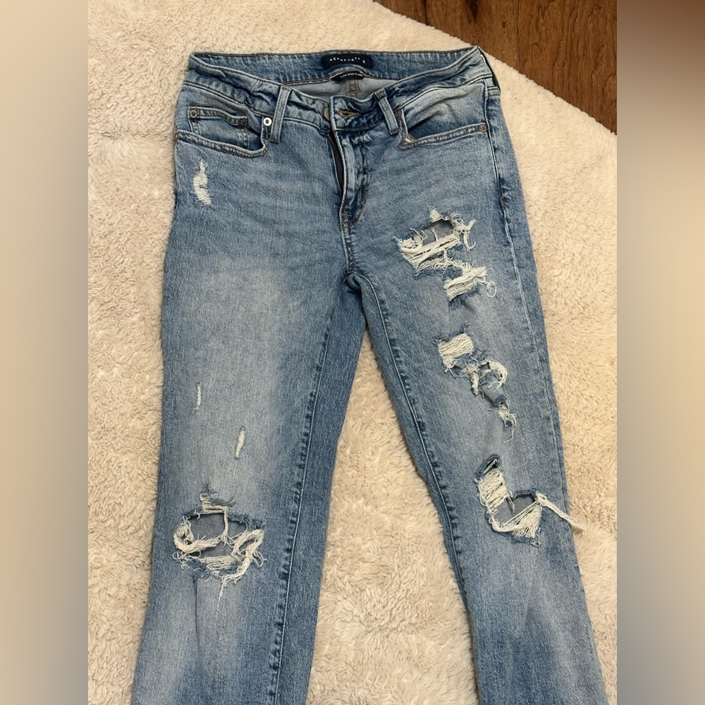 Low Waisted Ripped Jeans